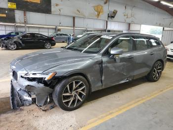  Salvage Volvo V60