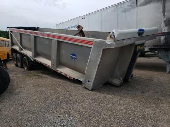  Salvage Rhod Trailer