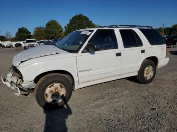  Salvage Chevrolet Blazer