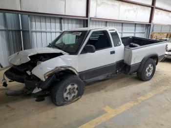  Salvage Chevrolet S-10