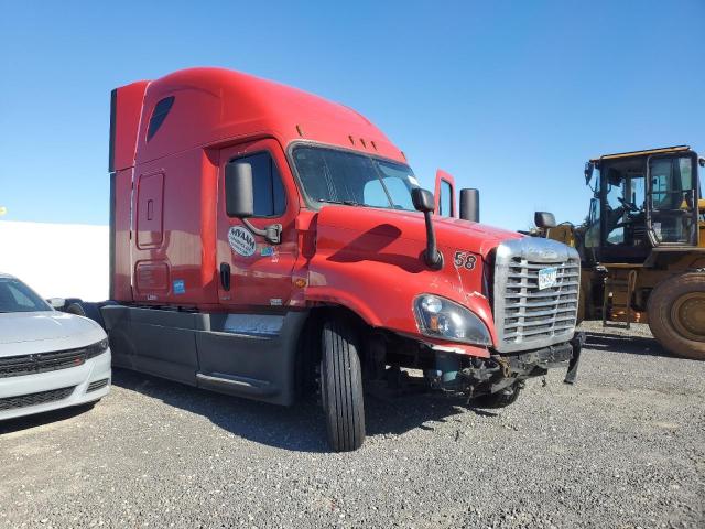  Salvage Freightliner Cascadia 1