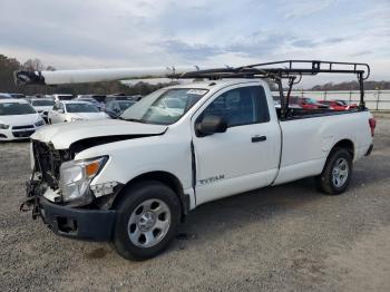  Salvage Nissan Titan