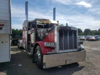  Salvage Peterbilt 379