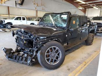  Salvage Jeep Gladiator