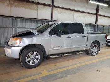  Salvage Nissan Titan