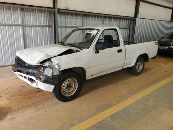  Salvage Toyota Pickup