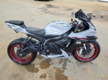  Salvage Suzuki Gsxr750