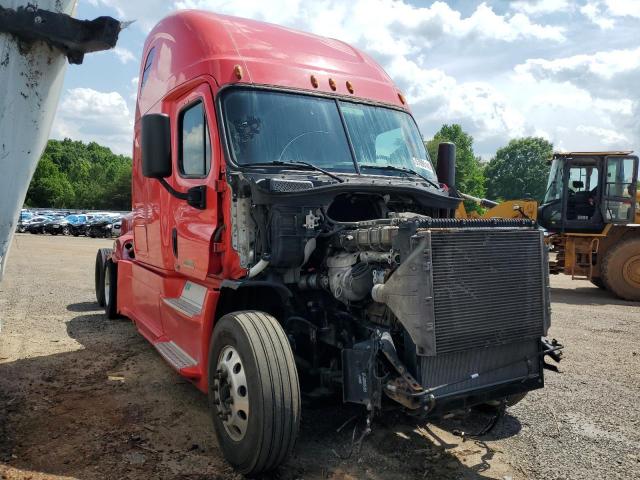  Salvage Freightliner Cascadia 1