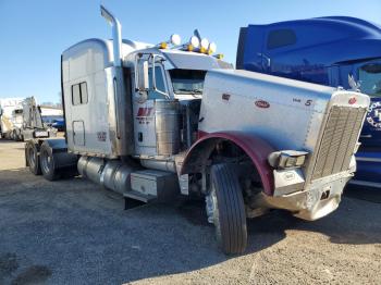  Salvage Peterbilt 379