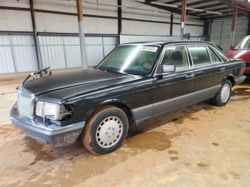  Salvage Mercedes-Benz 560-Class