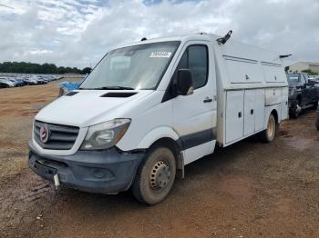  Salvage Mercedes-Benz Sprinter