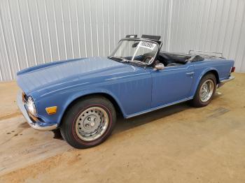  Salvage Triumph Car Tr6