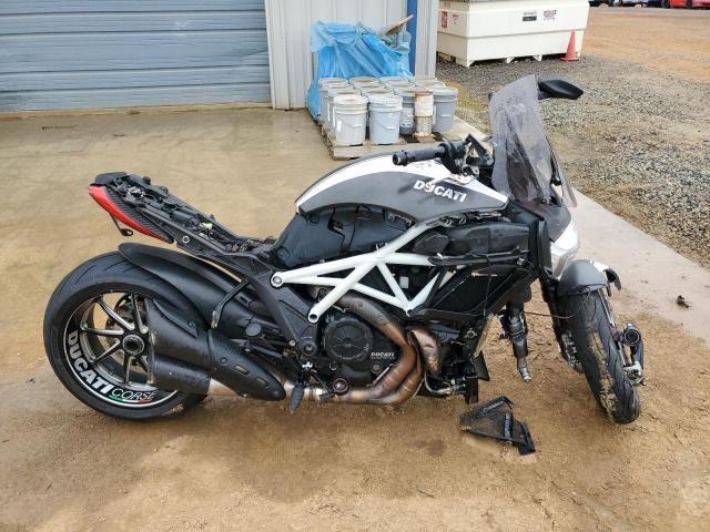  Salvage Ducati Diavel