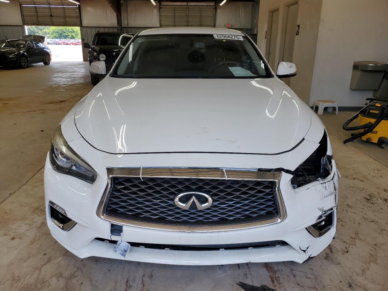 INFINITI Q50 Pure Image 4