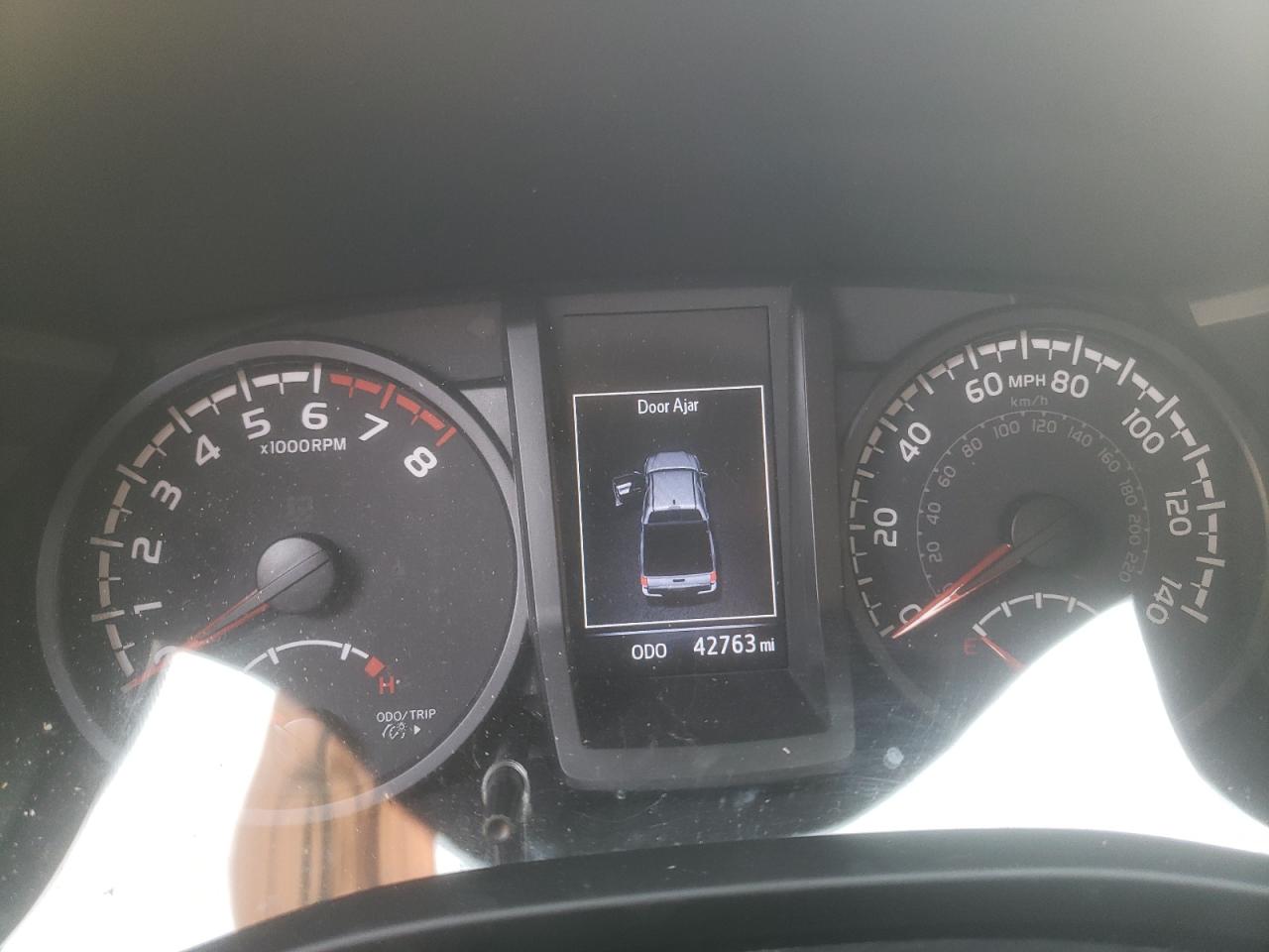 Toyota Tacoma Double Cab Image 5