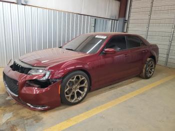  Salvage Chrysler 300