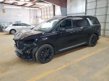  Salvage Kia Carnival