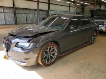 Salvage Chrysler 300
