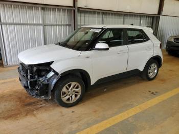  Salvage Hyundai VENUE