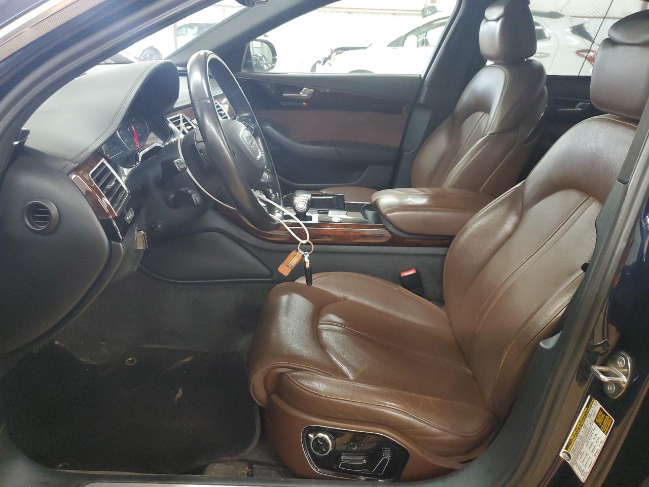 Audi A8 L Quattro Image 2