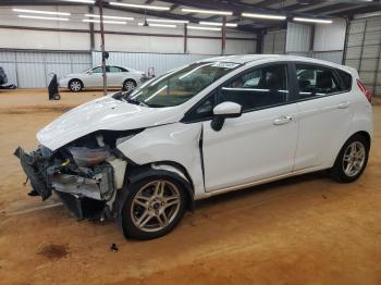  Salvage Ford Fiesta
