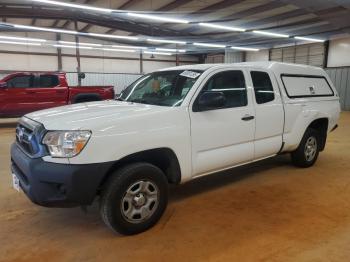  Salvage Toyota Tacoma