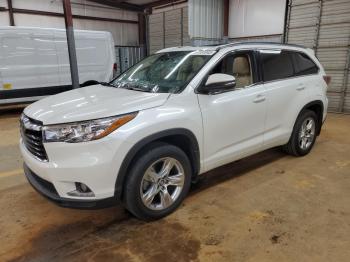  Salvage Toyota Highlander