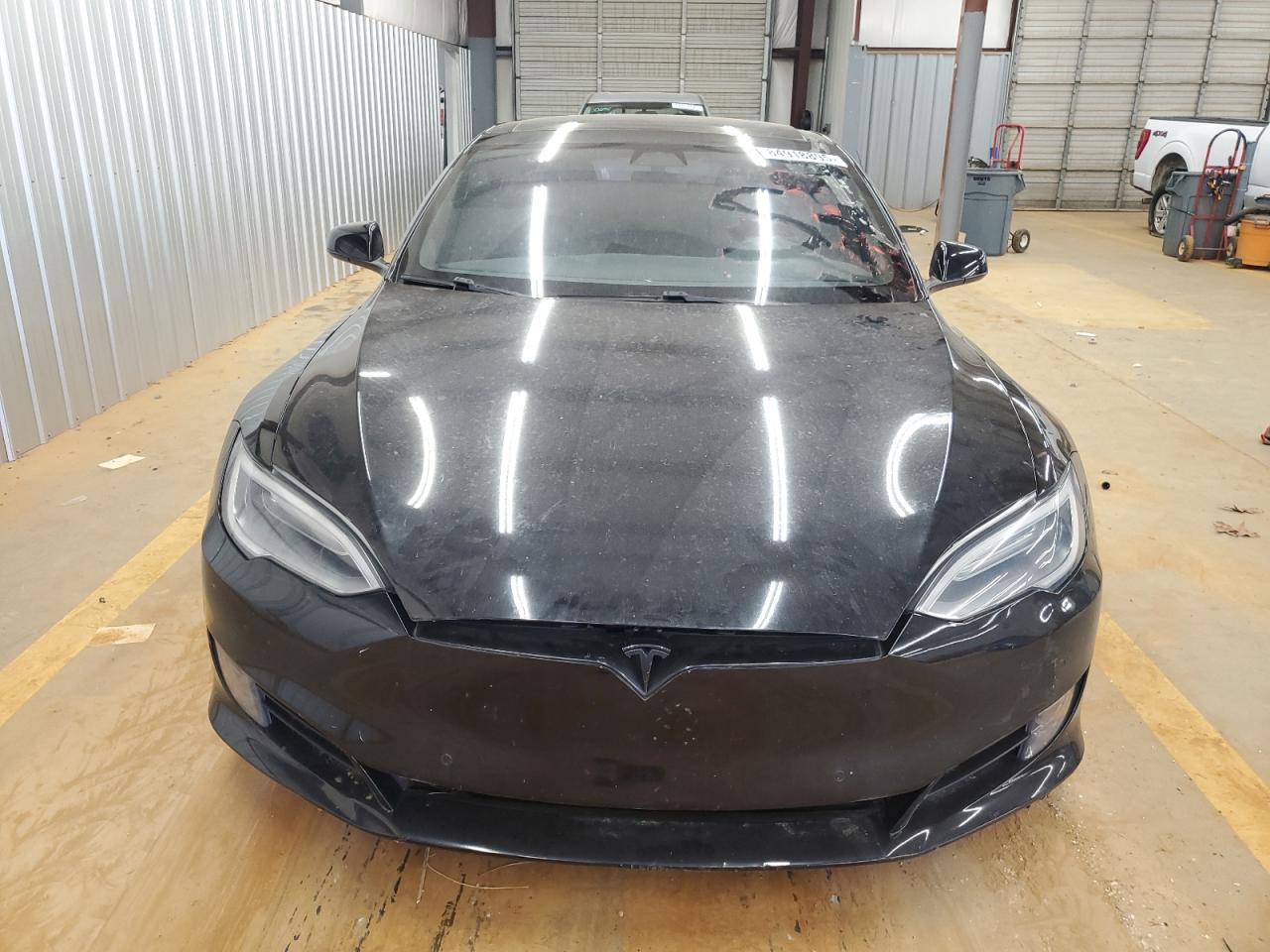 Tesla Model S Image 3