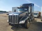 Peterbilt 579 Image 3