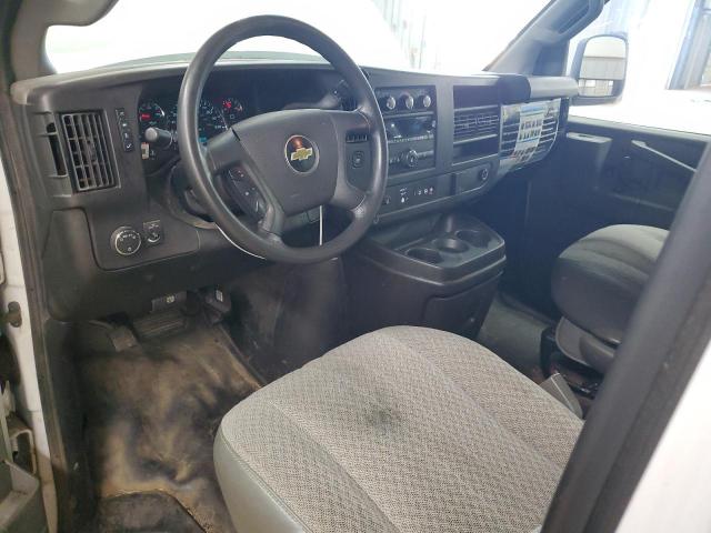 Chevrolet Express Image 12