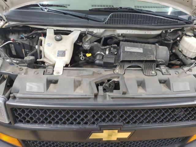 Chevrolet Express Image 8