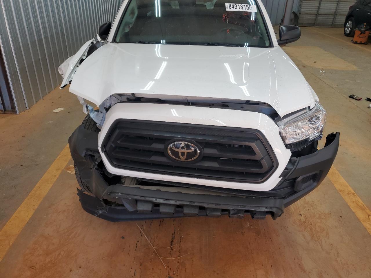 Toyota Tacoma Access Cab Image 9