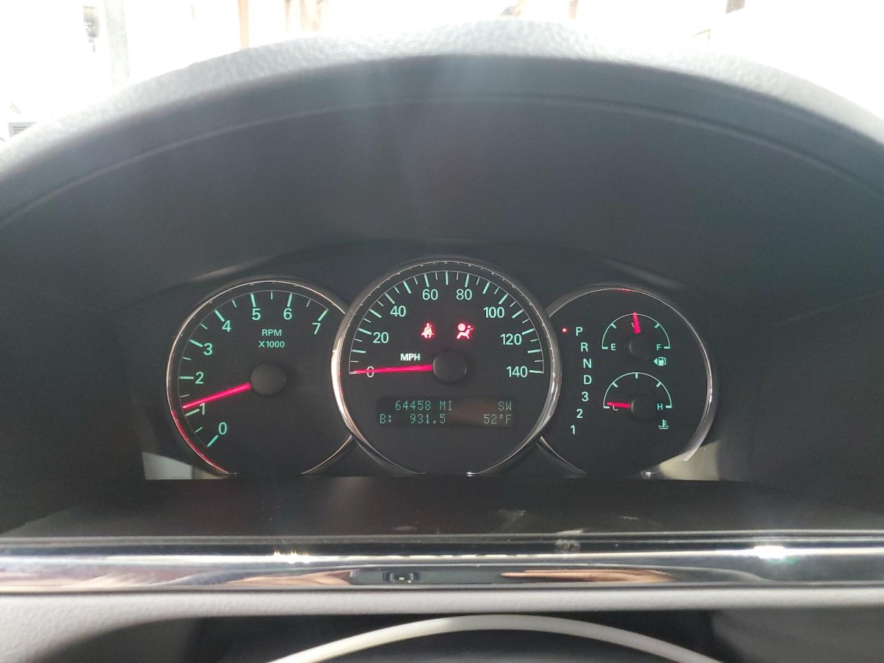 Buick LaCrosse Cx Image 2