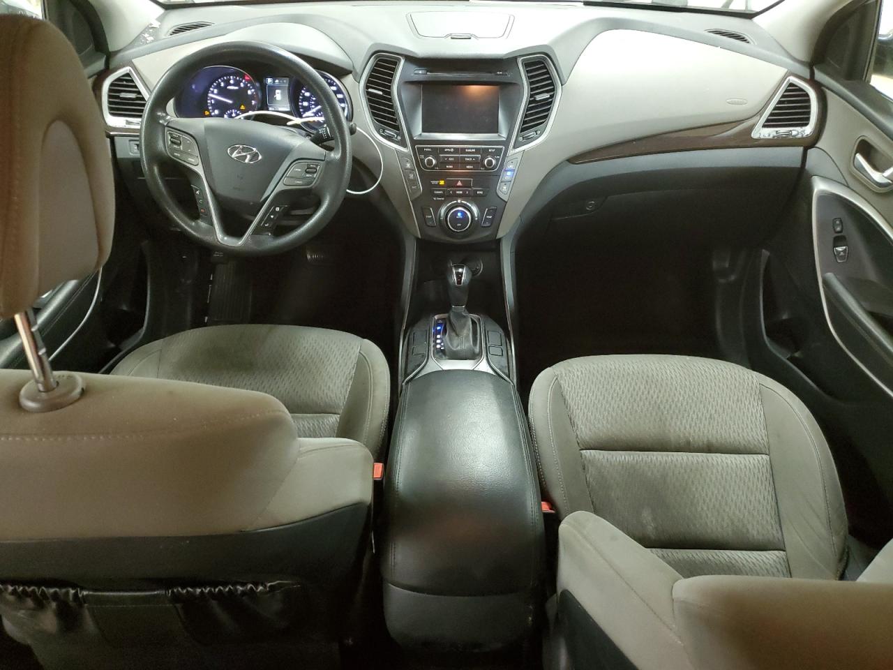 Hyundai SANTA FE Se Image 8