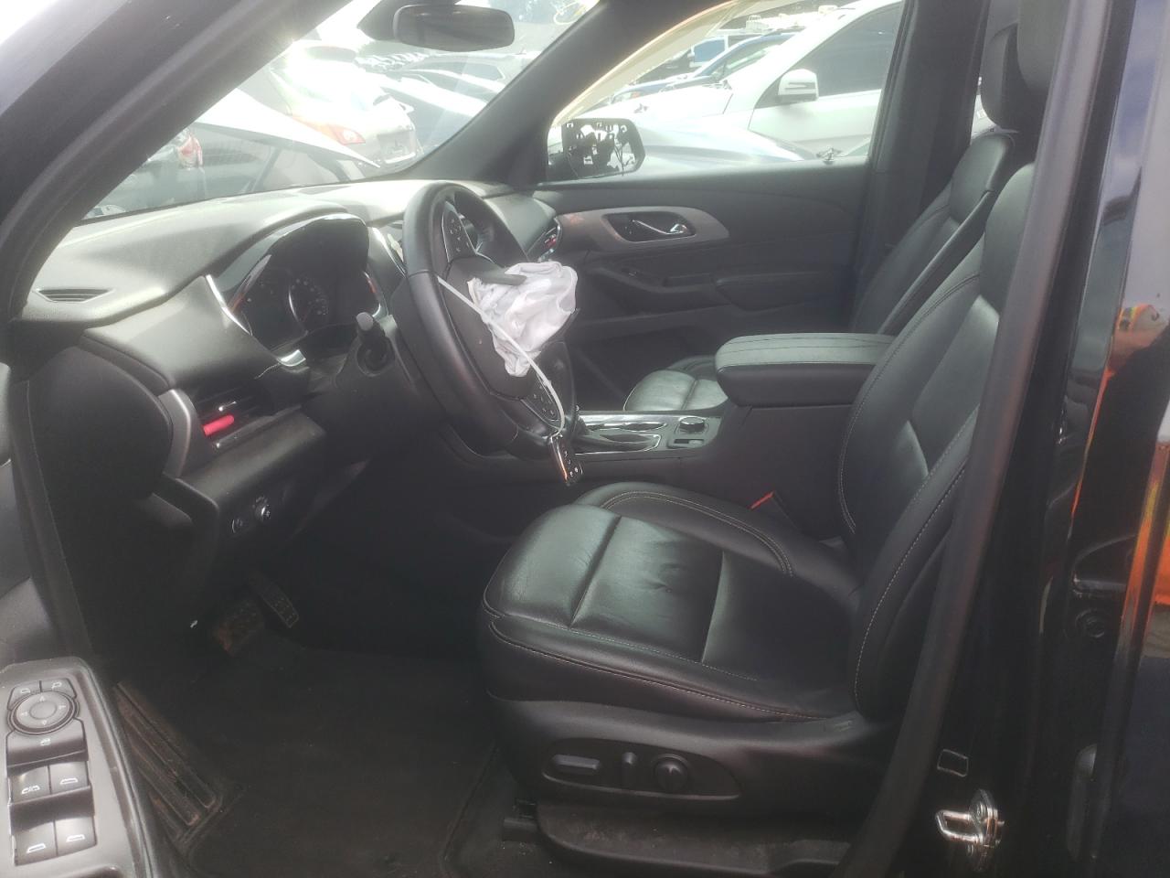 Chevrolet Traverse Lt Image 9