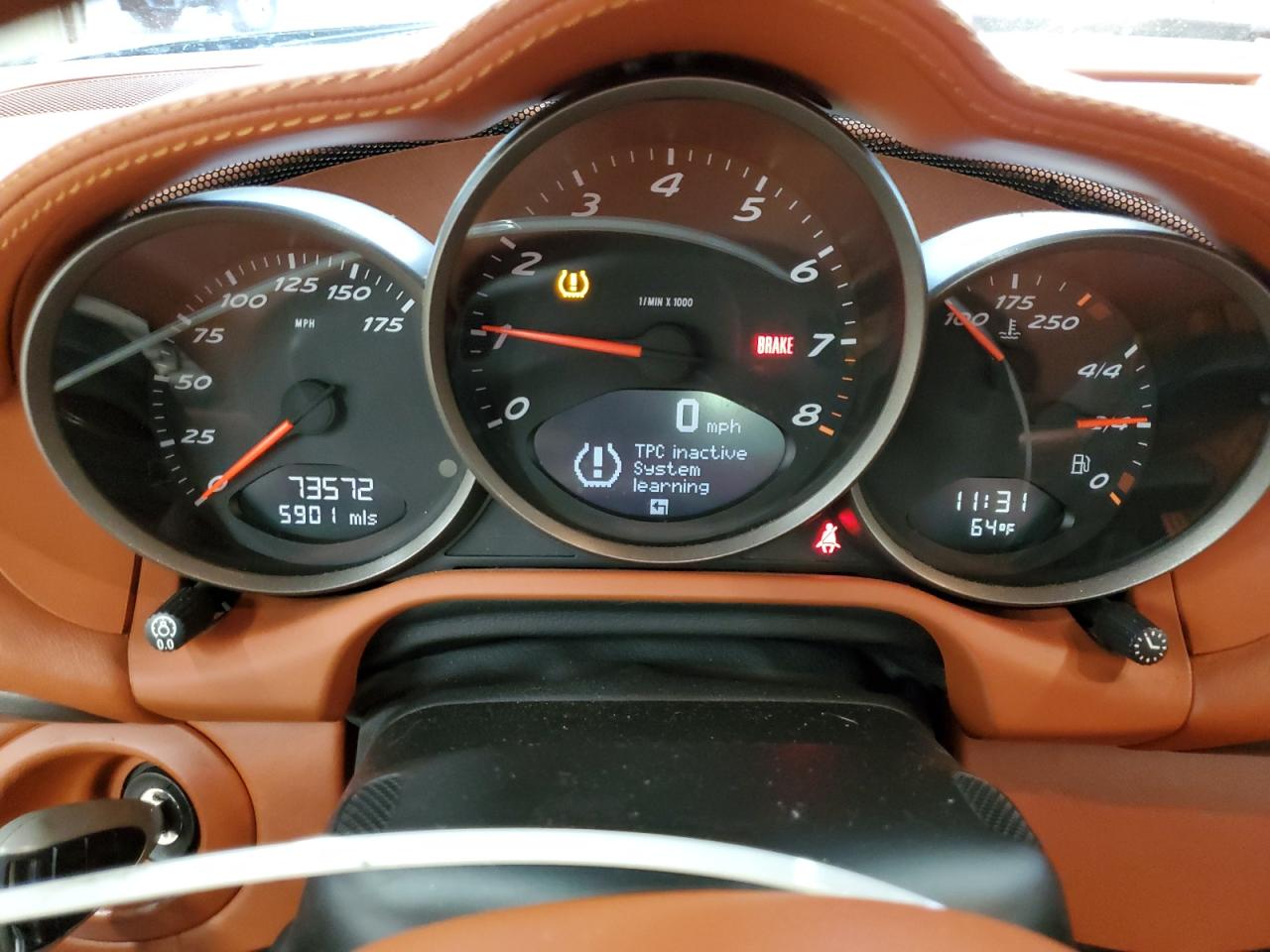 Porsche Cayman Image 9