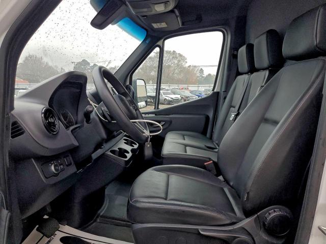 Mercedes-Benz Sprinter 4500 Image 7