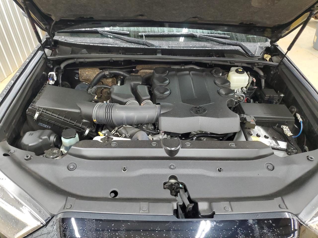 Toyota 4Runner Limited Image 9