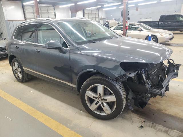 Volkswagen Touareg V6 Image 2