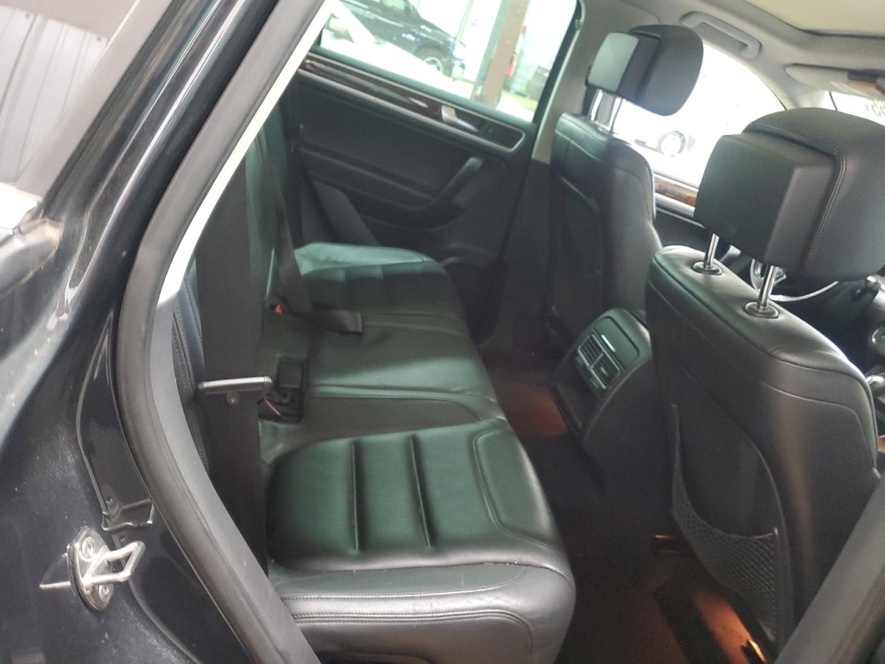 Volkswagen Touareg V6 Image 6