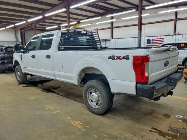 Ford F-250 Super Duty Image 2