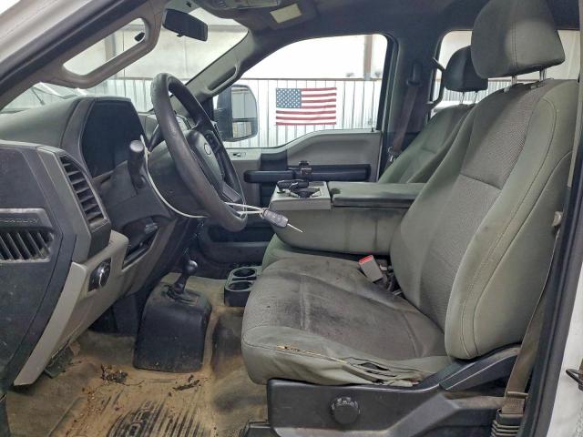 Ford F-250 Super Duty Image 5