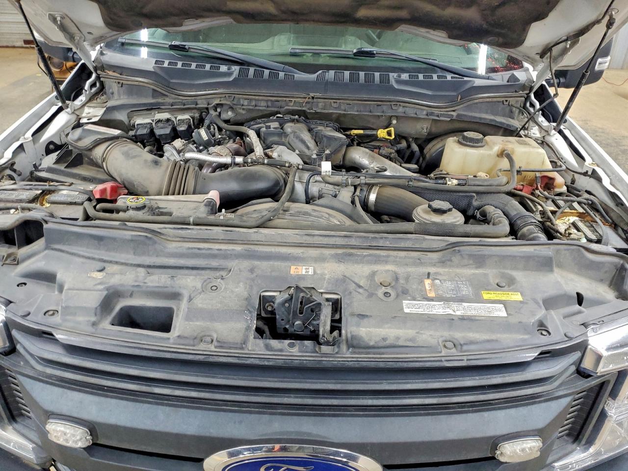 Ford F-250 Super Duty Image 12