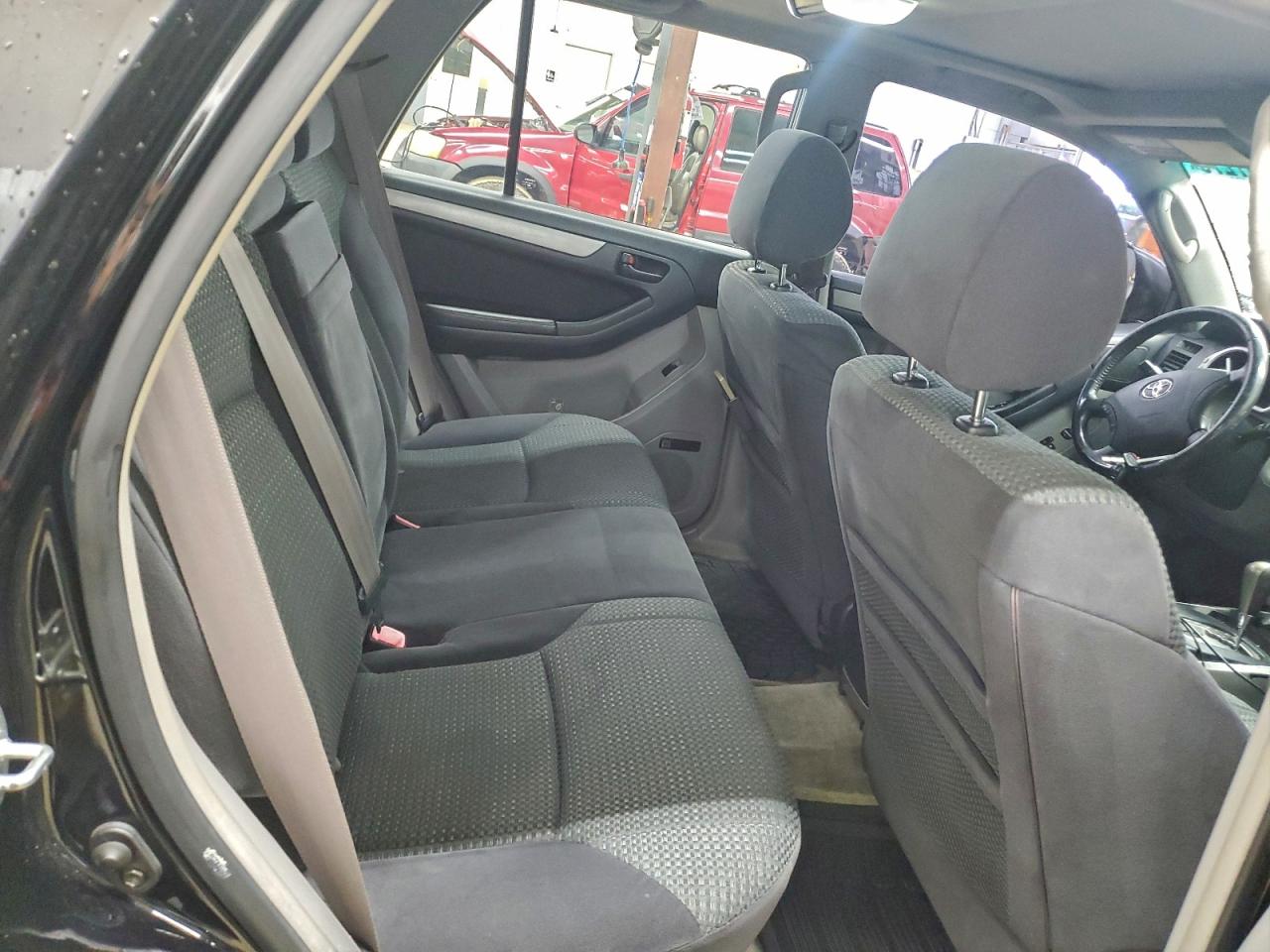 Toyota 4Runner Sr5 Image 5