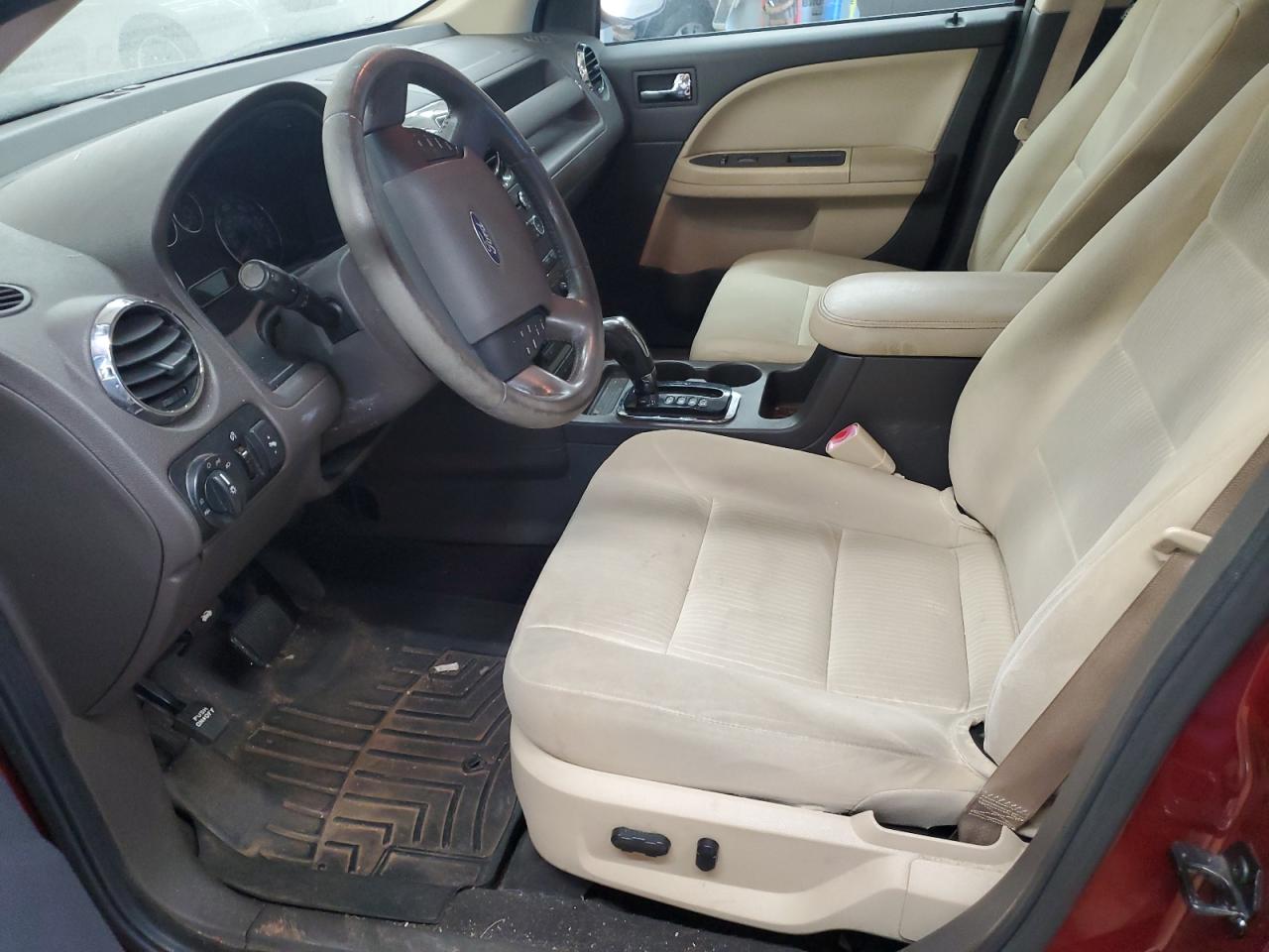 Ford Taurus Sel Image 10