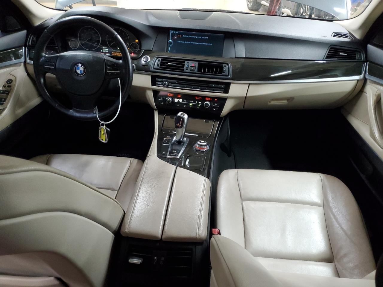 BMW 5 Series Xi Image 8