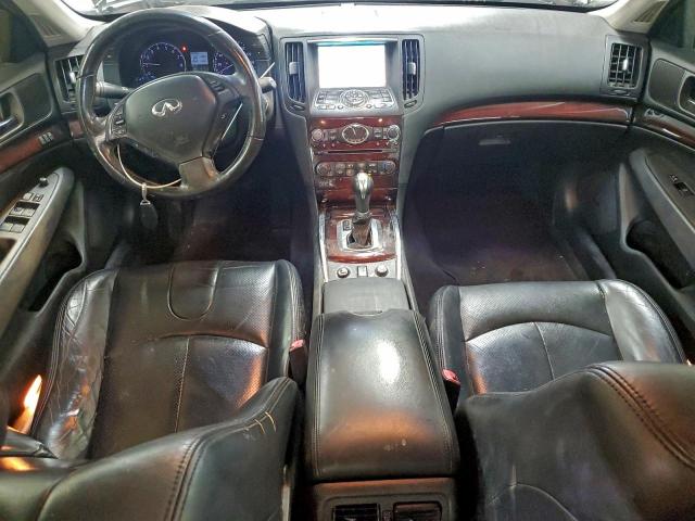 INFINITI G37 Image 11