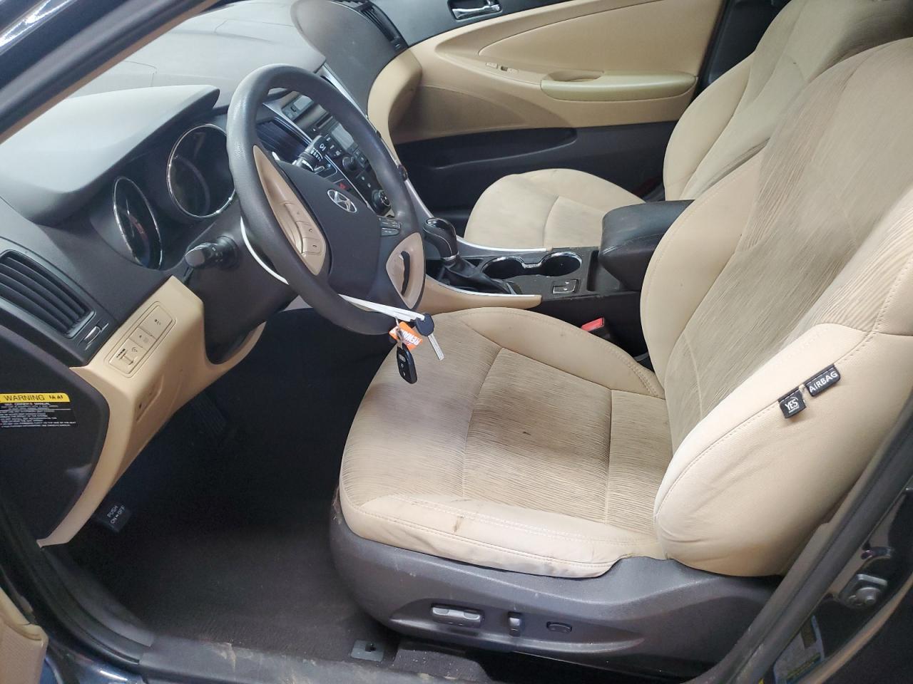 Hyundai SONATA Gls Image 7