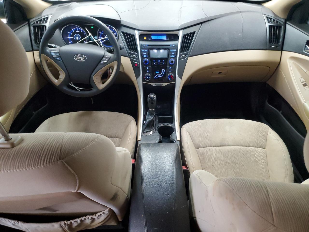 Hyundai SONATA Gls Image 9