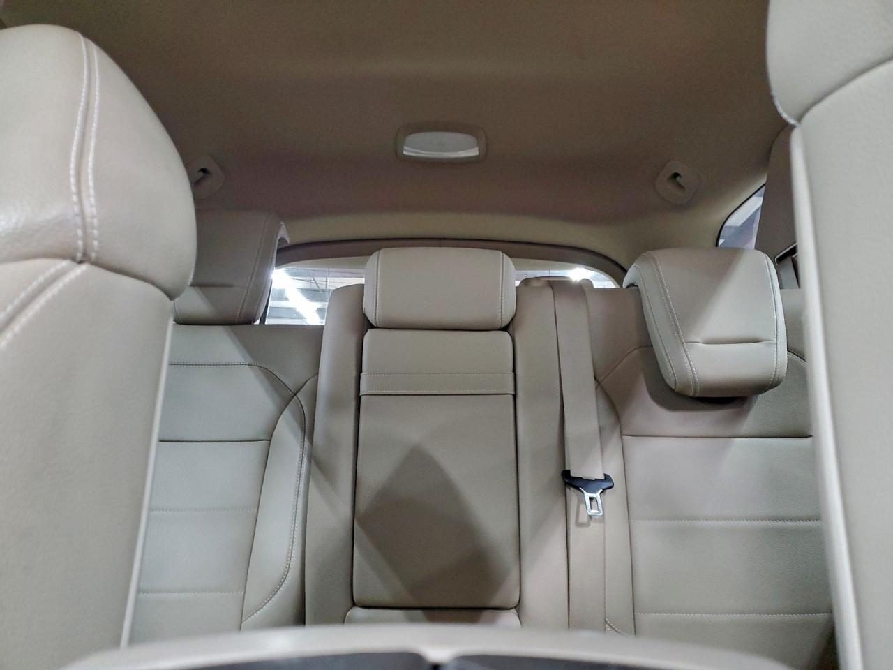 Mercedes-Benz M-Class 350 Bluetec Image 9